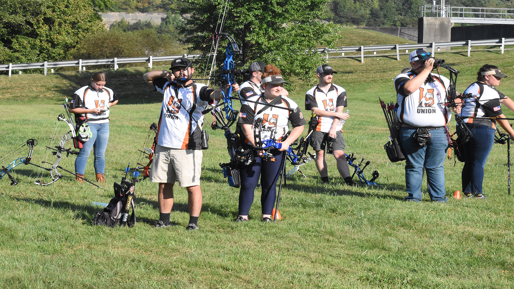 Three archers earn runner-up finishes at Madisonville National